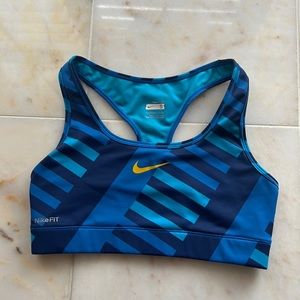 Nike Pro Sports Bra